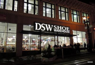 Designer Shoe Warehouse on Dsw Designer Shoe Warehouse  111 Powell Street  Union Square  San
