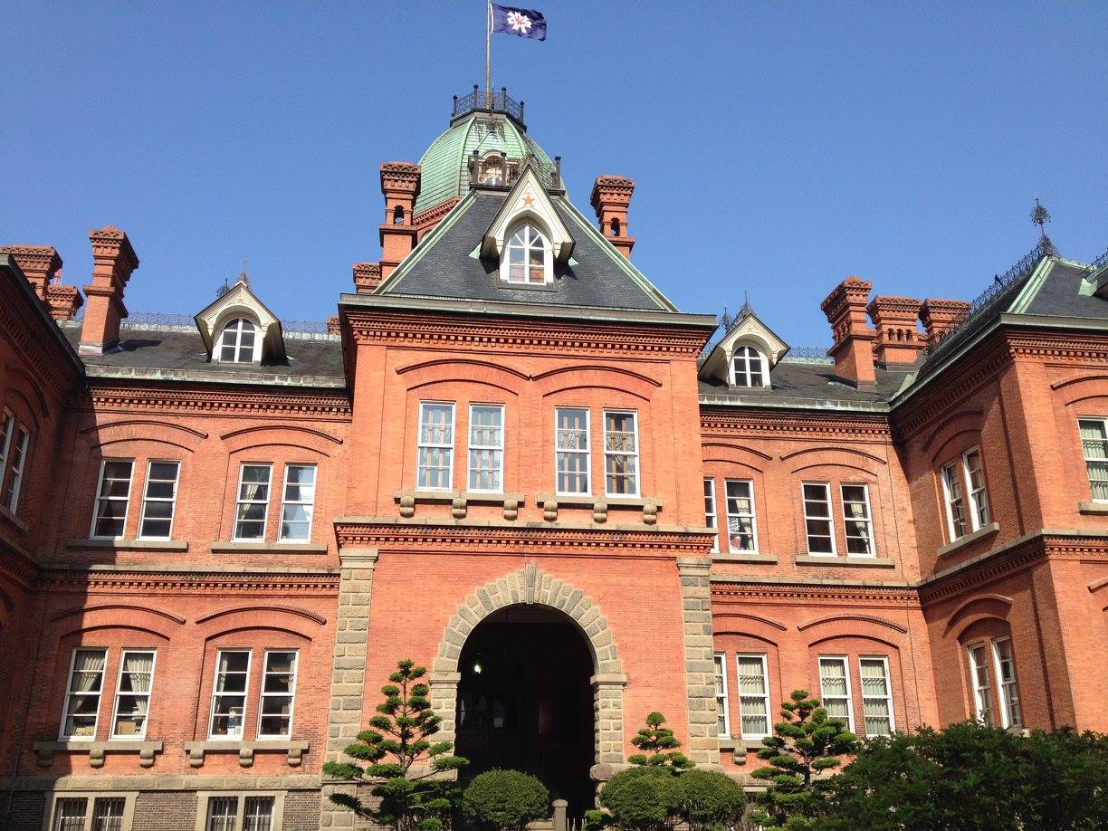 すすきの・札幌の観光スポット 北海道庁旧本庁舎